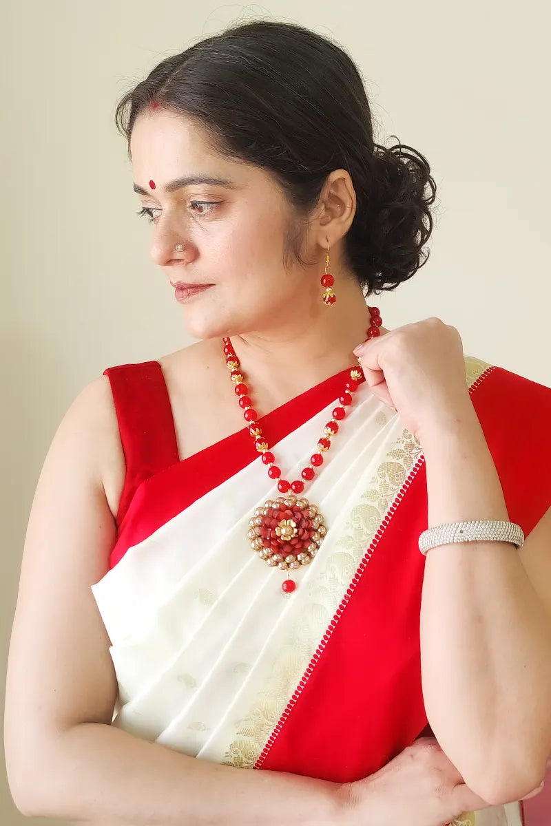 Fabnuma Handcrafted Red Glass Beads Neckpiece Ston Plated Pendant & Dangle Earrings - Fabnuma