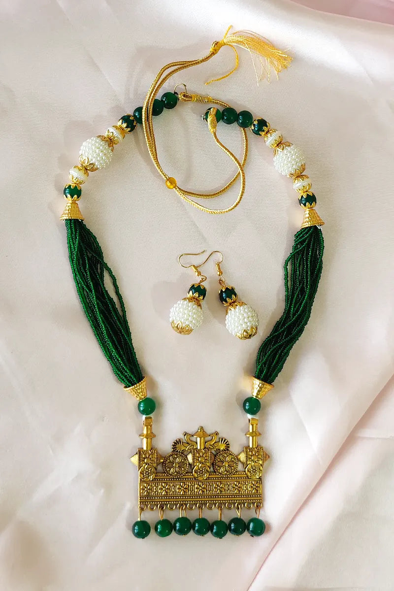 Fabnuma Handcrafted Green Neckpiece Golden Oxidise Pendant & Dangle Earrings - Fabnuma