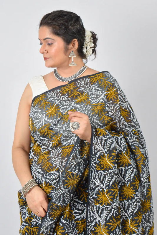Black Kota cotton saree with hand-embroidered Lucknowi Chikankari and matching blouse – handcrafted ethnic saree by Fabnuma