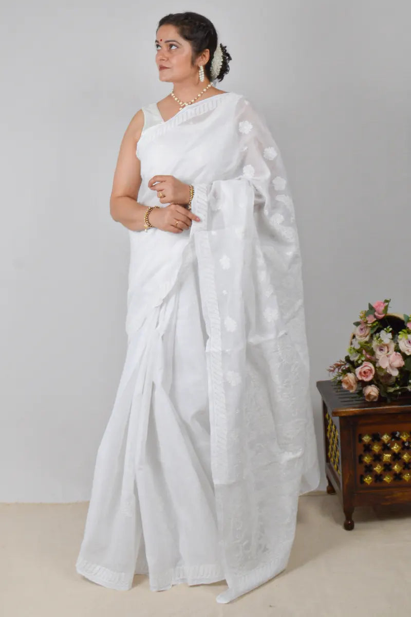 White cotton saree with hand-embroidered Lucknowi Chikankari and matching blouse – handcrafted summer-friendly ethnic wear by MeMaana.