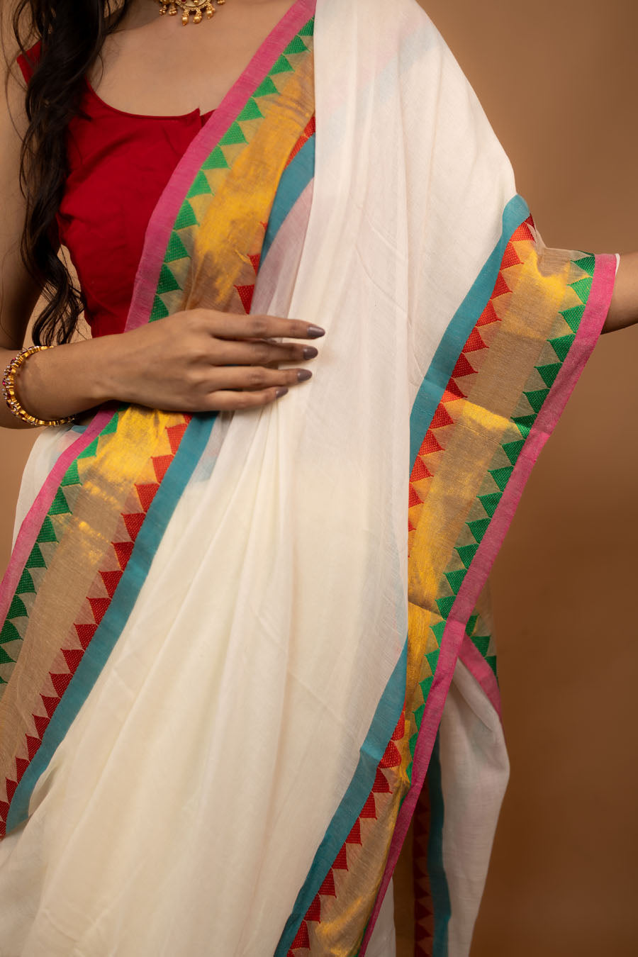 Chaand cream pure mul cotton saree with zari border