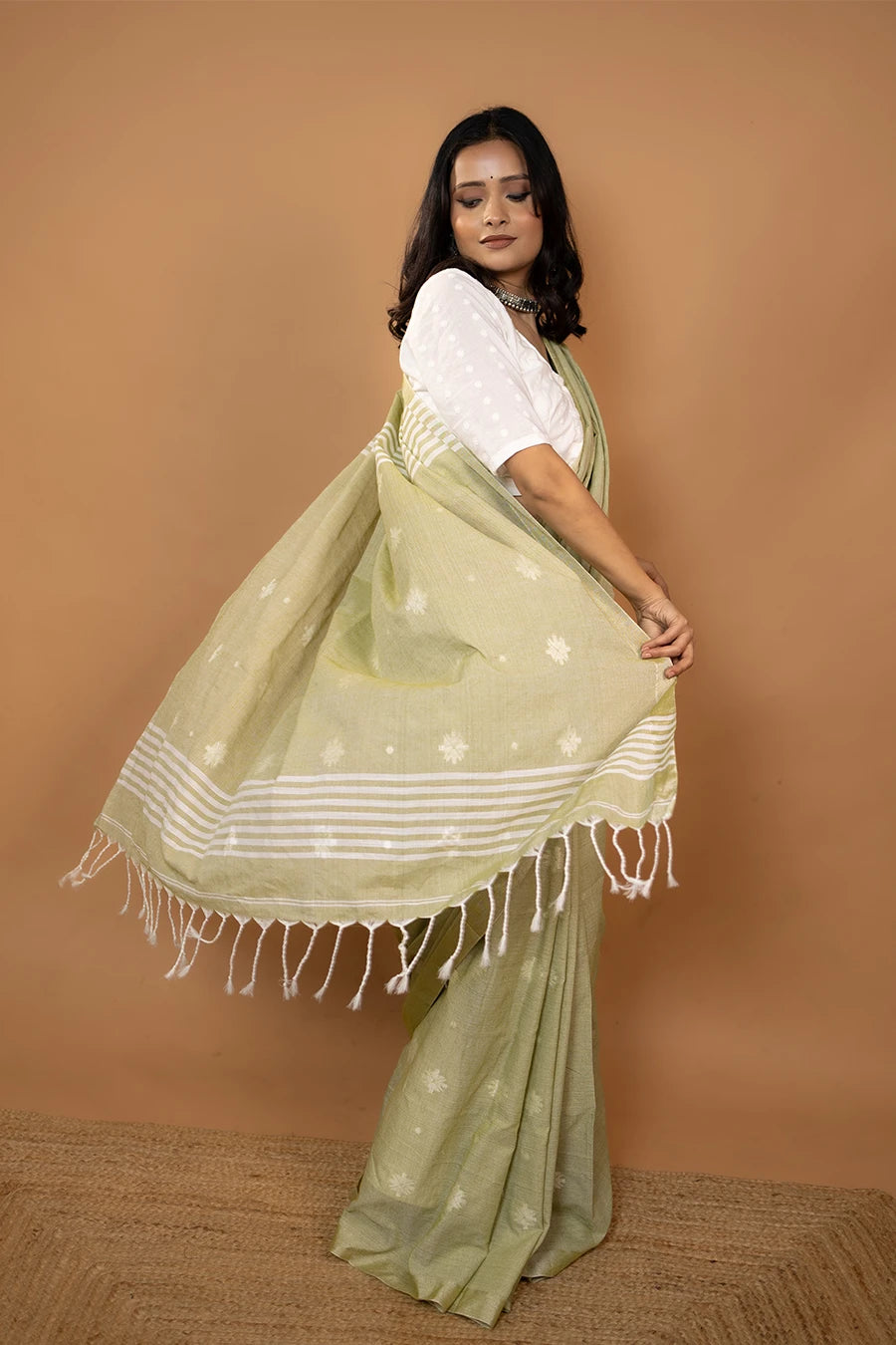 Mrinalini pista green Bengal handloom khadi cotton saree