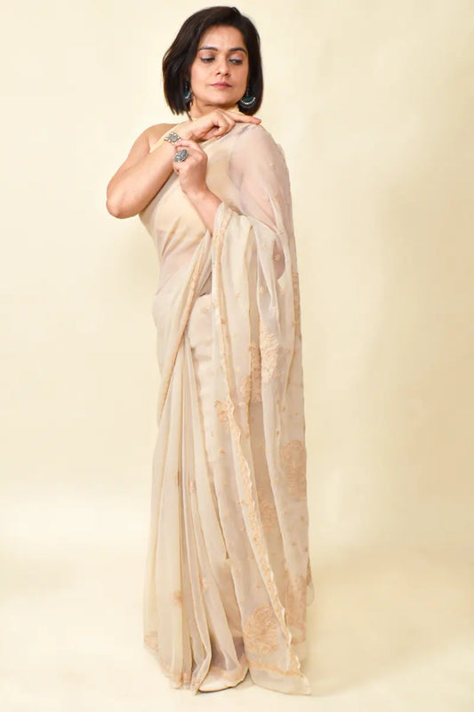 Chikankari: The Exquisite Embroidery That Enchants Indian Celebrations MeMaana