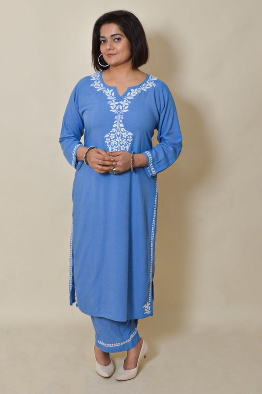 The Delicate Art of Chikankari: A Stitch-by-Stitch Guide MeMaana
