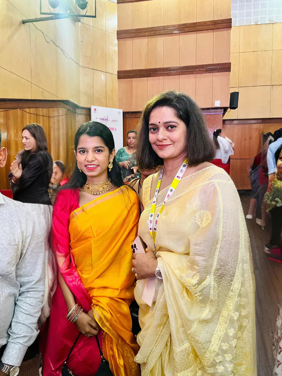 Celebrating Cultural Elegance with Maithili Thakur at Aakansha Haat Lucknow MeMaana