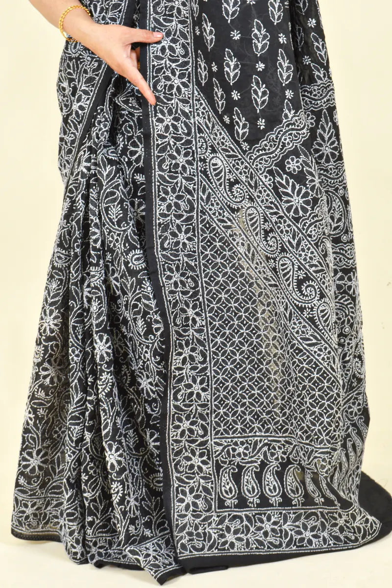 Fabnuma Handcrafted Black Cotton Chikankari Saree-Blouse - Fabnuma