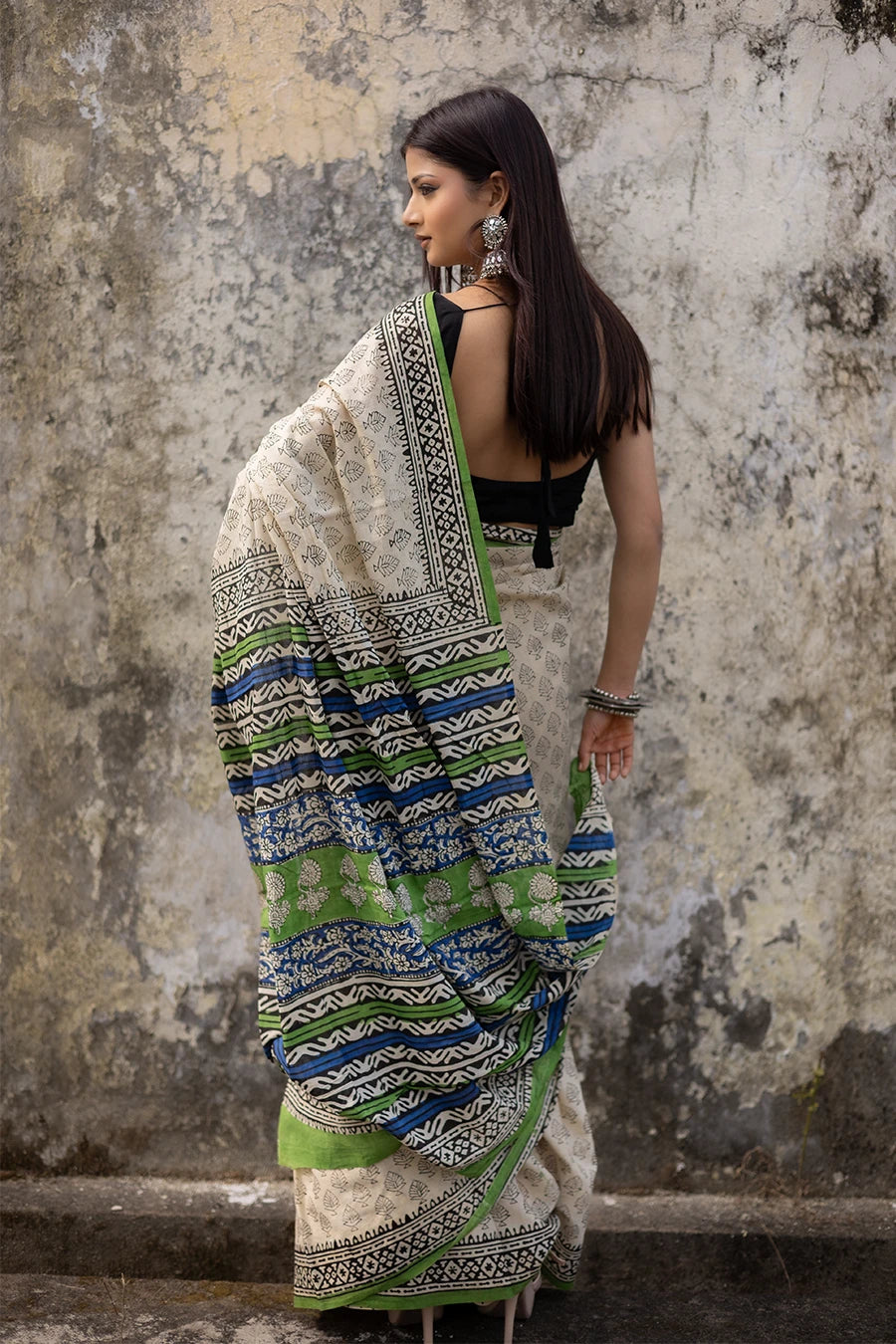 Pure mulmul cotton printed saree with green border