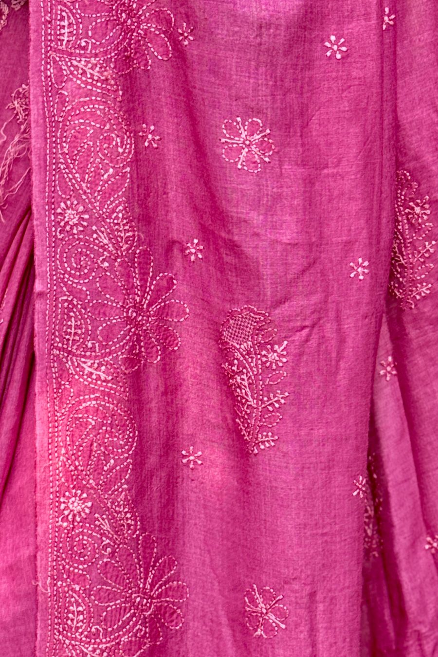 Memaana Dark Pink Tussar Silk Saree - Intricate Lucknowi Chikankari Border & Motif Detail