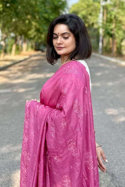 Memaana Dark Pink Tussar Silk Chikankari Saree - Detailed Pallu Embroidery Close Up