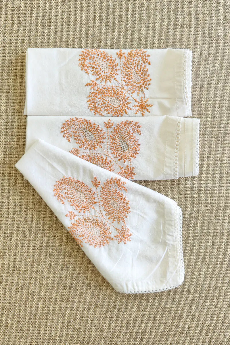 White Cotton Chikankari Napkin